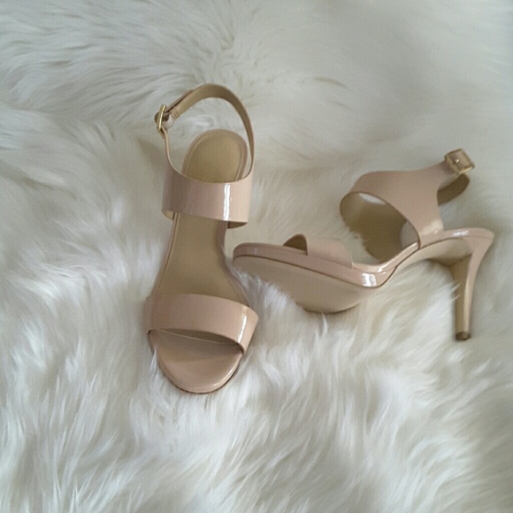 Michael kors heeled Sandals cream color - Picture 4 of 5